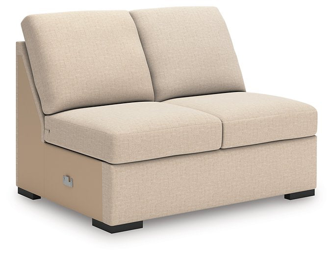 LadyMae Sectional with Chaise - Atchison Furniture Company (Atchison, KS)