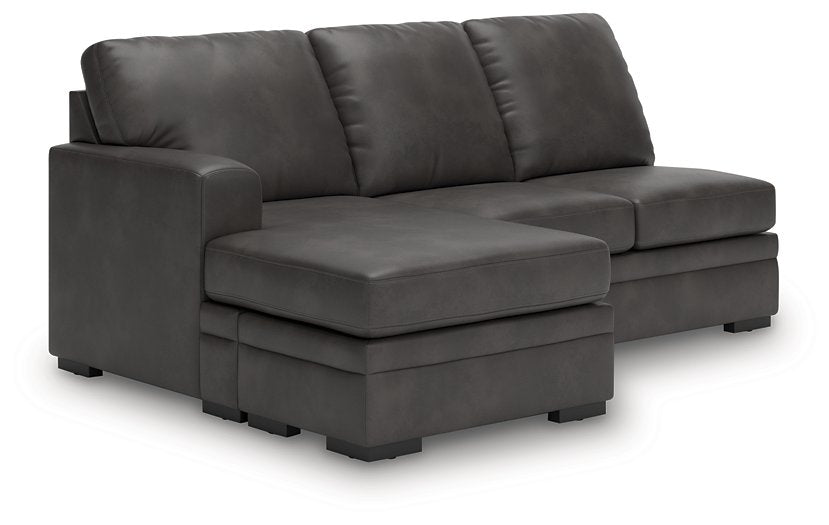 Lofton-Pike Sectional with Chaise - Atchison Furniture Company (Atchison, KS)