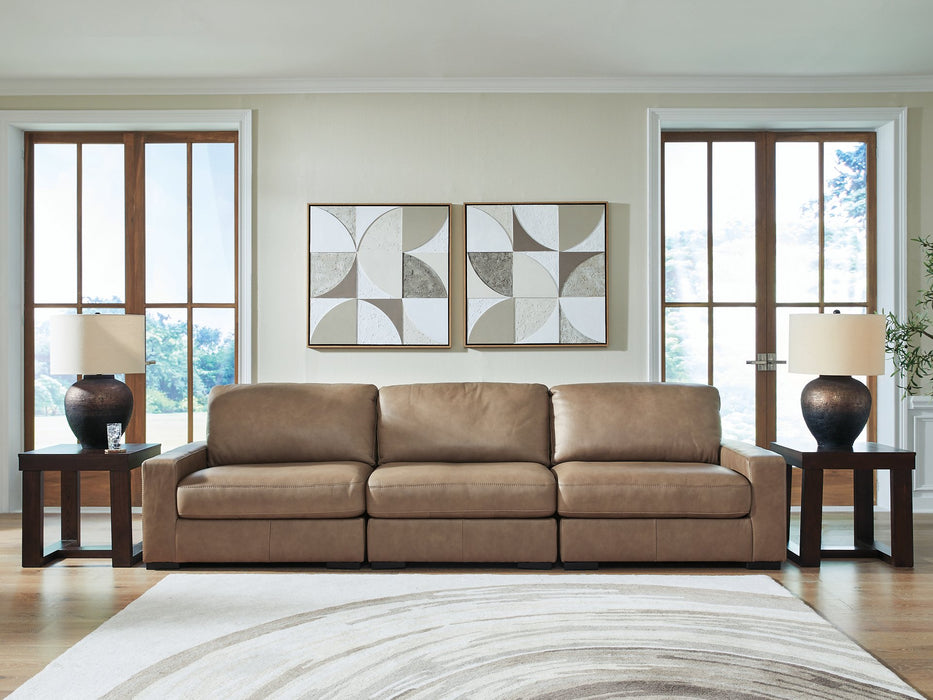 Veronella Sectional Sofa - Atchison Furniture Company (Atchison, KS)