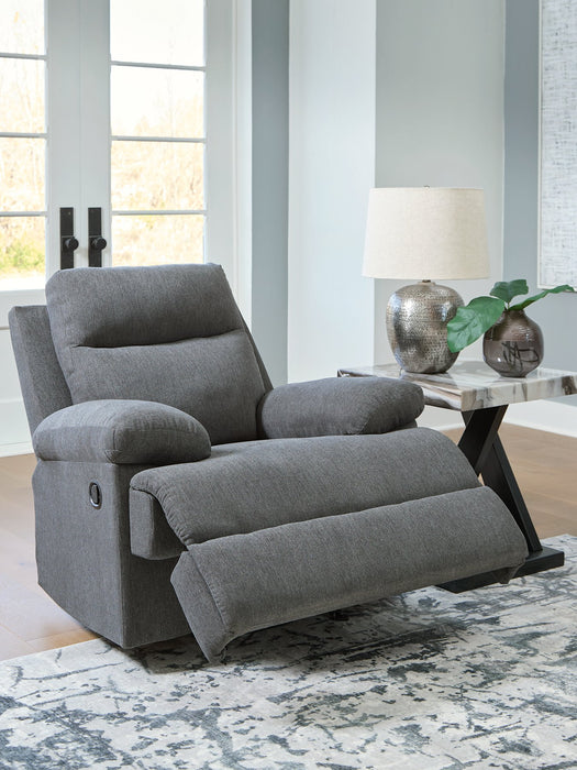 Side-Swipe Recliner - Atchison Furniture Company (Atchison, KS)