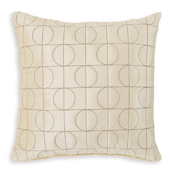 Kydner Pillow (Set of 4) - Atchison Furniture Company (Atchison, KS)
