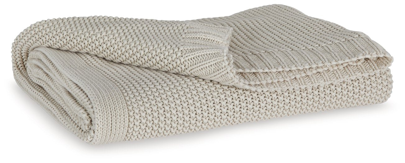 Gayelery Throw - Atchison Furniture Company (Atchison, KS)