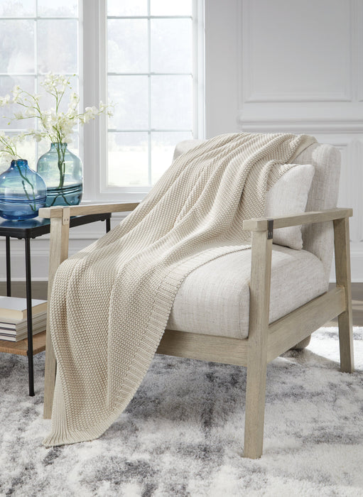 Gayelery Throw - Atchison Furniture Company (Atchison, KS)