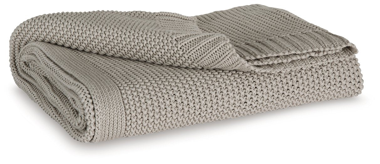 Gayelery Throw - Atchison Furniture Company (Atchison, KS)
