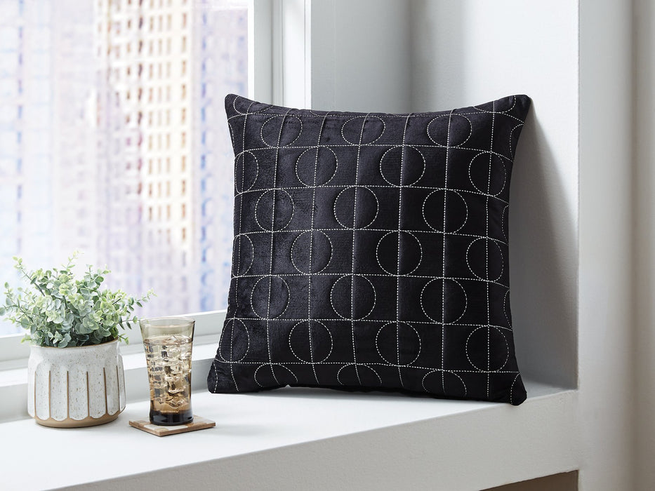 Kydner Pillow (Set of 4) - Atchison Furniture Company (Atchison, KS)
