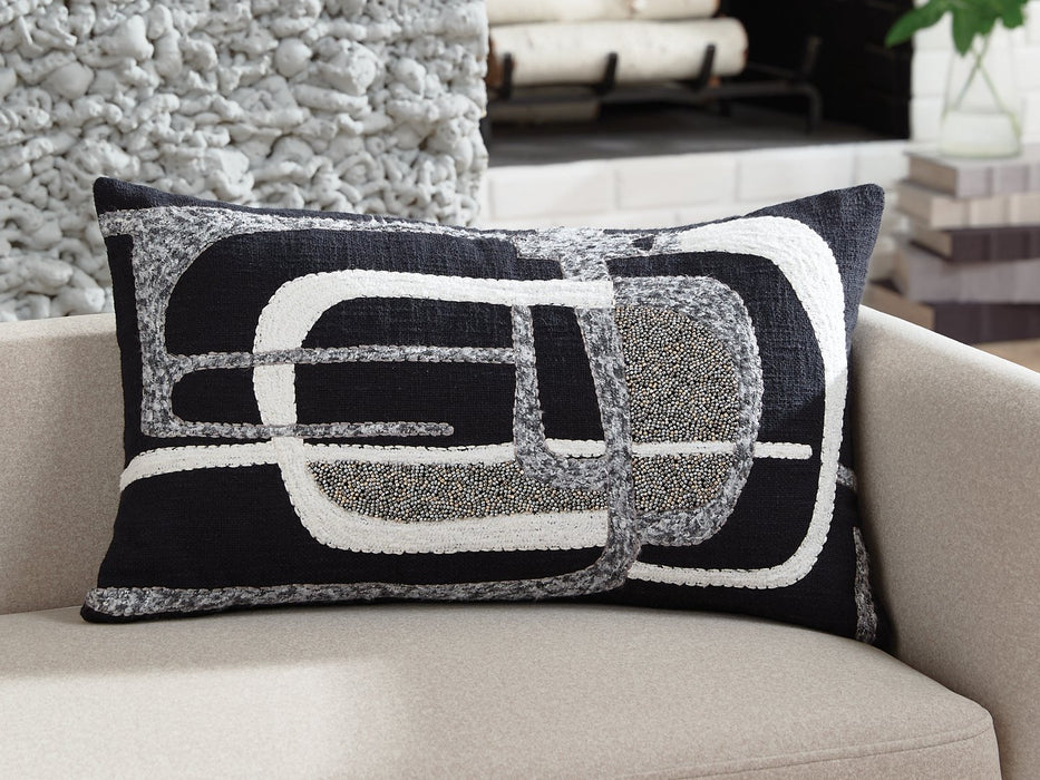 Gavrileigh Pillow (Set of 4) - Atchison Furniture Company (Atchison, KS)