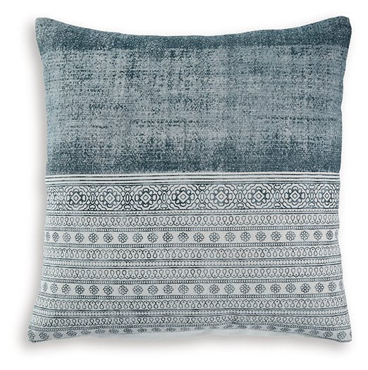 Harperville Pillow (Set of 4) - Atchison Furniture Company (Atchison, KS)