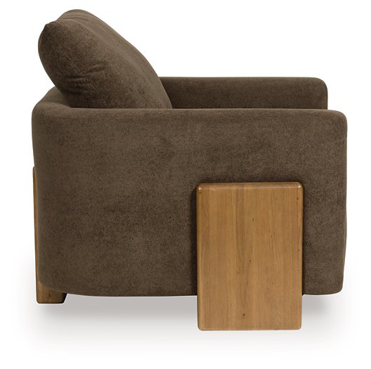 Dairlett Accent Chair - Atchison Furniture Company (Atchison, KS)