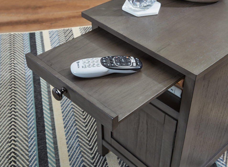 Treytown Chairside End Table - Atchison Furniture Company (Atchison, KS)