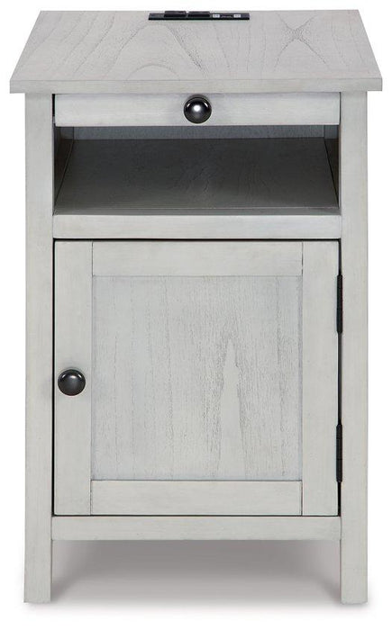 Treytown Chairside End Table - Atchison Furniture Company (Atchison, KS)
