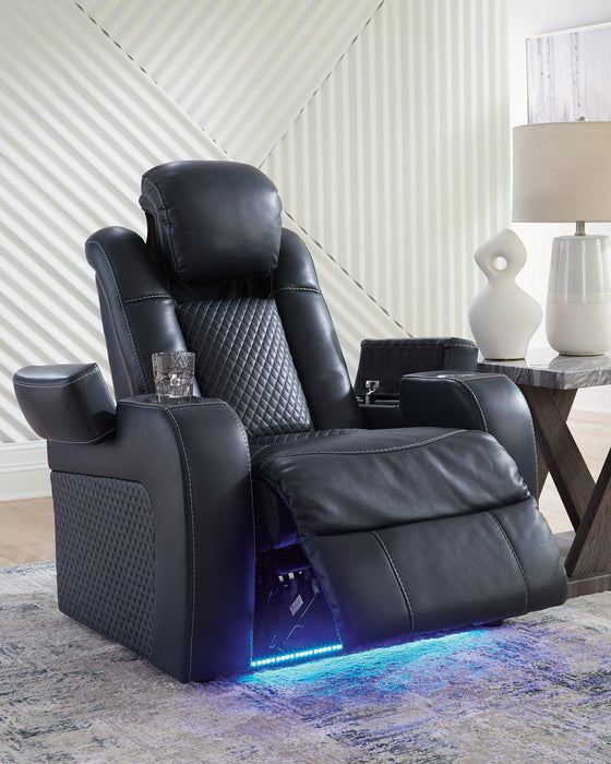 Fyne-Dyme Power Recliner - Atchison Furniture Company (Atchison, KS)