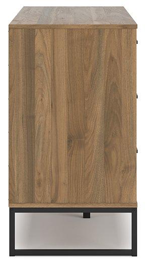 Deanlow Bedroom Package - Atchison Furniture Company (Atchison, KS)