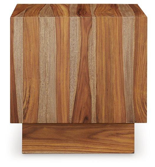 Dressonni End Table - Atchison Furniture Company (Atchison, KS)