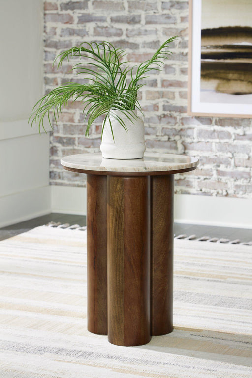 Henfield Accent Table - Atchison Furniture Company (Atchison, KS)