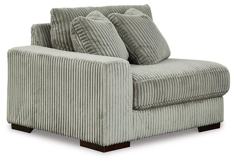 Lindyn Sectional Sofa - Atchison Furniture Company (Atchison, KS)