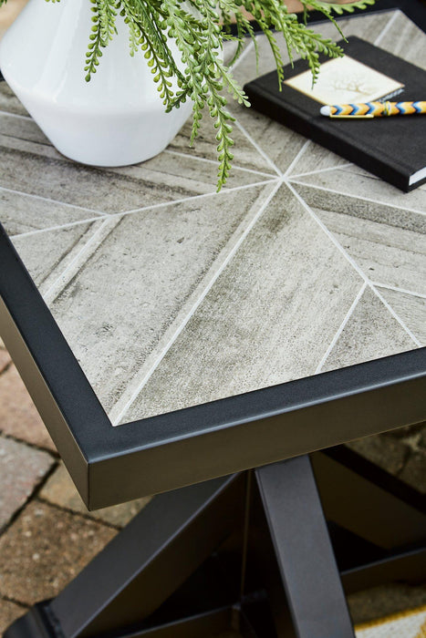 Beachcroft Outdoor End Table - Atchison Furniture Company (Atchison, KS)