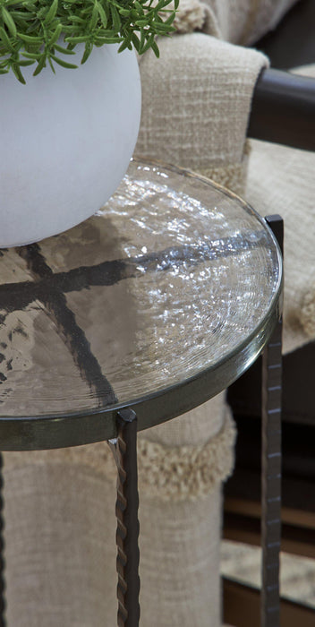 Newgoren Accent Table - Atchison Furniture Company (Atchison, KS)