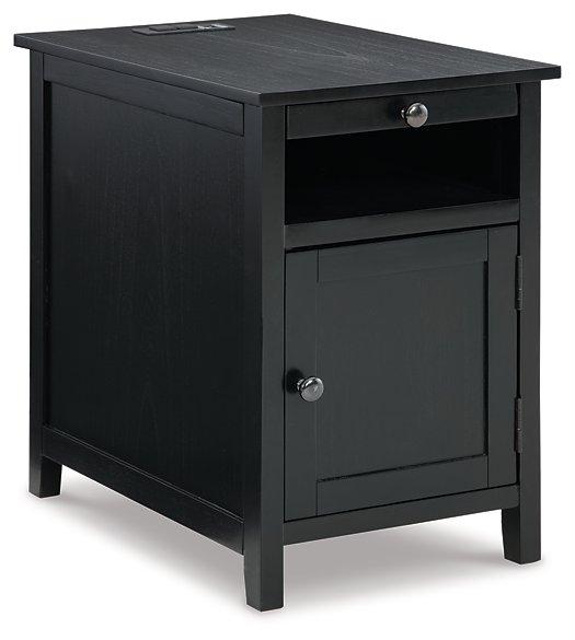 Treytown Chairside End Table - Atchison Furniture Company (Atchison, KS)