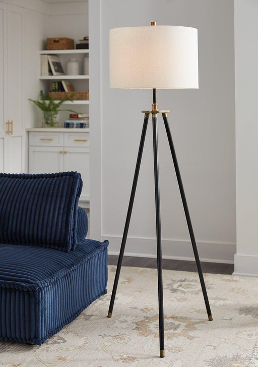 Cashner Floor Lamp - Atchison Furniture Company (Atchison, KS)