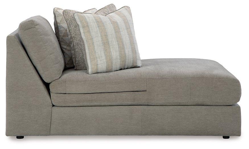 Avaliyah Sectional with Chaise - Atchison Furniture Company (Atchison, KS)