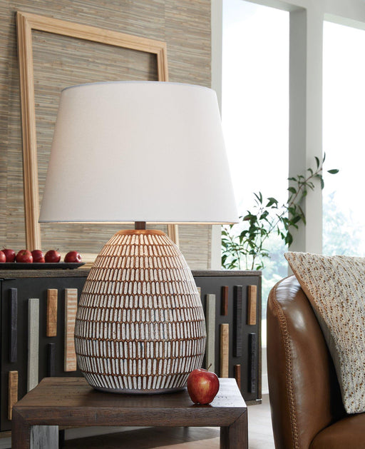 Darrich Table Lamp - Atchison Furniture Company (Atchison, KS)