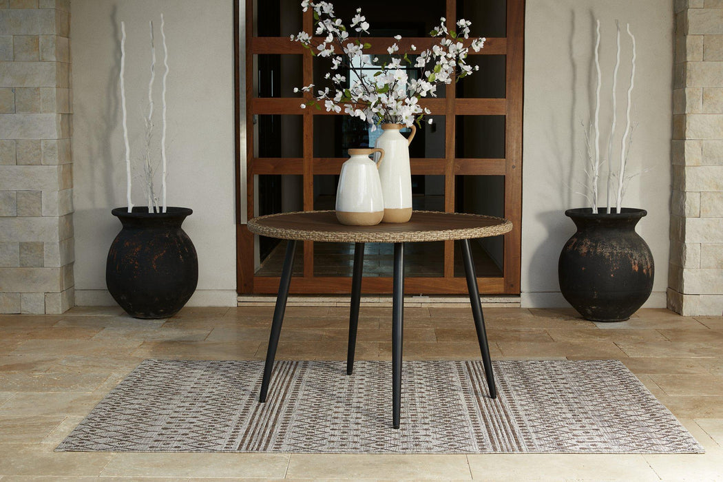 Amaris Outdoor Dining Table - Atchison Furniture Company (Atchison, KS)