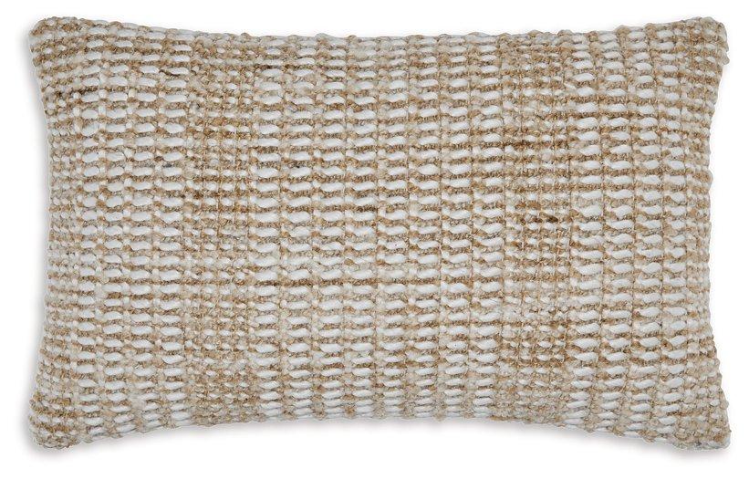 Hathby Pillow - Atchison Furniture Company (Atchison, KS)