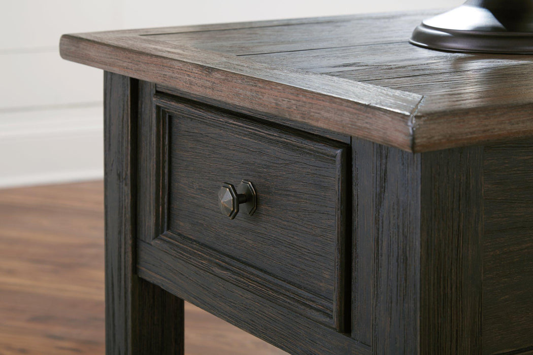 Tyler Creek Occasional Table Set - Atchison Furniture Company (Atchison, KS)