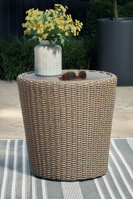 Danson Outdoor End Table - Atchison Furniture Company (Atchison, KS)