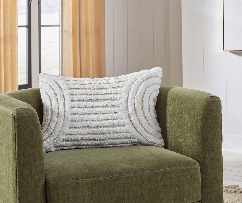 Farissen Pillow - Atchison Furniture Company (Atchison, KS)