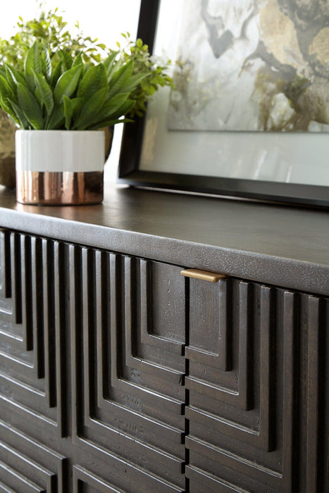 Elinmore Accent Cabinet - Atchison Furniture Company (Atchison, KS)