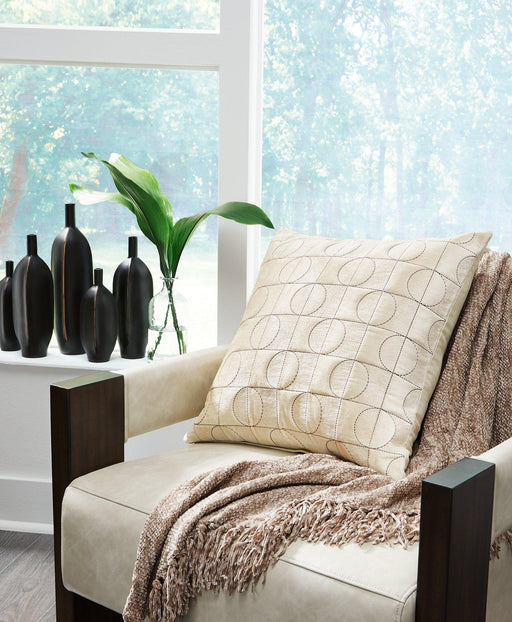 Kydner Pillow - Atchison Furniture Company (Atchison, KS)