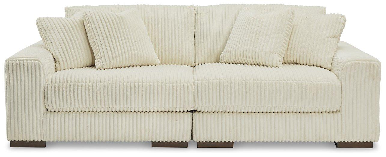 Lindyn Sectional Sofa - Atchison Furniture Company (Atchison, KS)