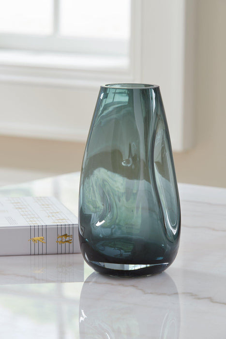 Beamund Vase - Atchison Furniture Company (Atchison, KS)