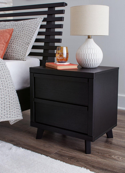 Danziar Bedroom Set - Atchison Furniture Company (Atchison, KS)