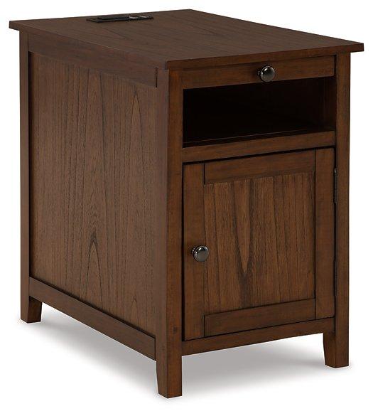 Treytown Chairside End Table - Atchison Furniture Company (Atchison, KS)