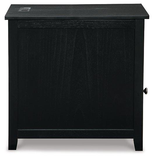 Treytown Chairside End Table - Atchison Furniture Company (Atchison, KS)