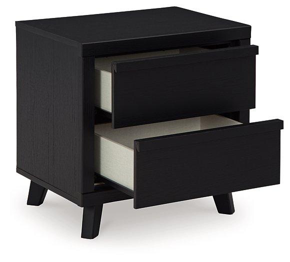 Danziar Bedroom Set - Atchison Furniture Company (Atchison, KS)