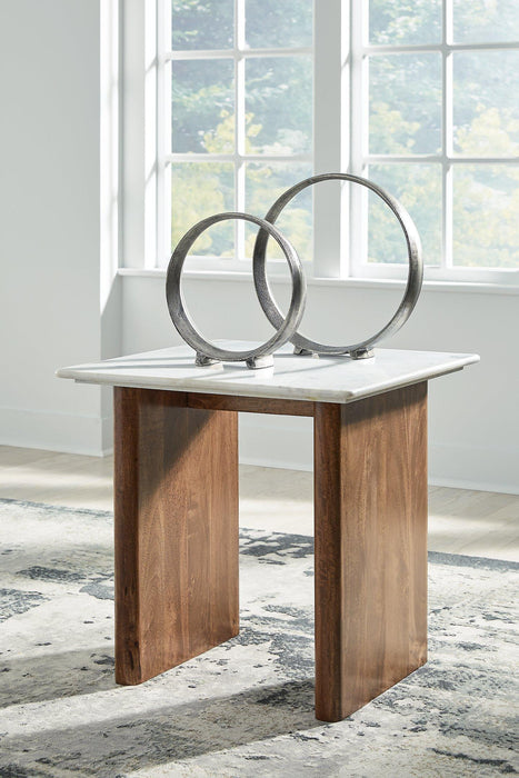 Isanti End Table - Atchison Furniture Company (Atchison, KS)