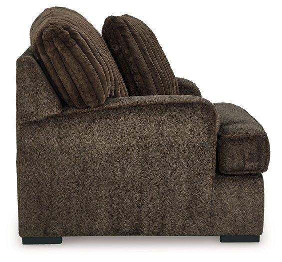 Aylesworth Oversized Chair - Atchison Furniture Company (Atchison, KS)
