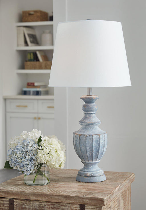 Cylerick Table Lamp - Atchison Furniture Company (Atchison, KS)