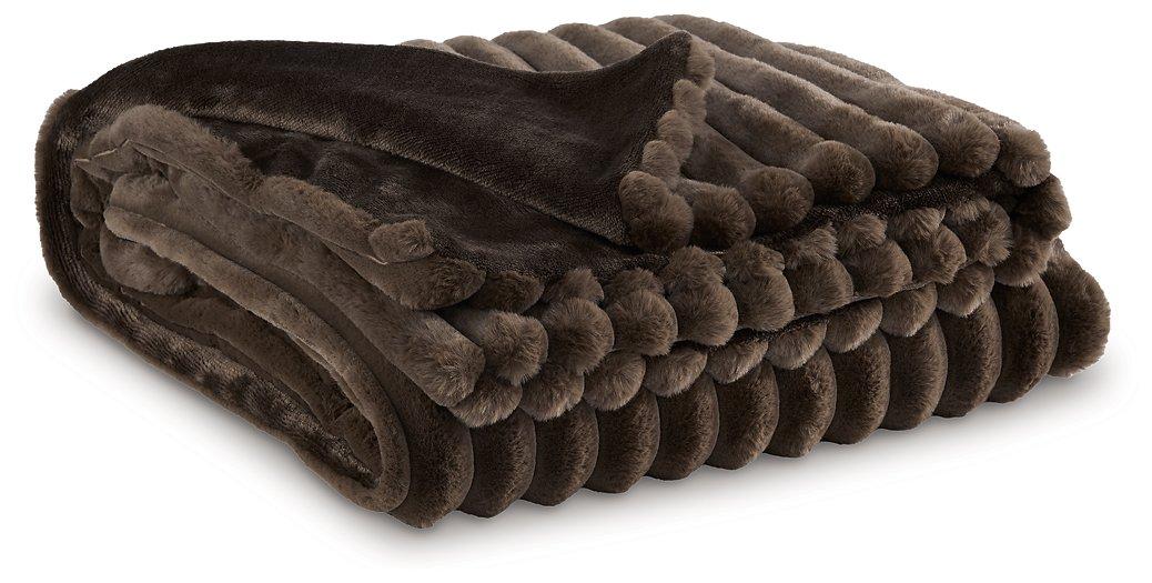Alsonwell Throw - Atchison Furniture Company (Atchison, KS)