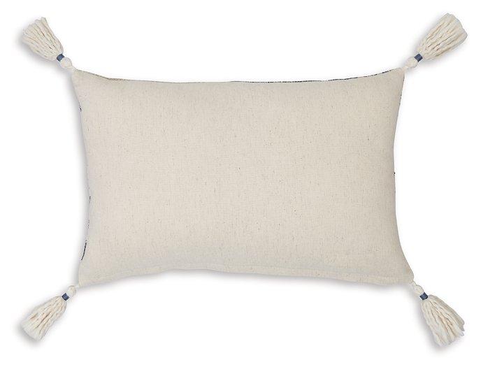 Winbury Pillow - Atchison Furniture Company (Atchison, KS)