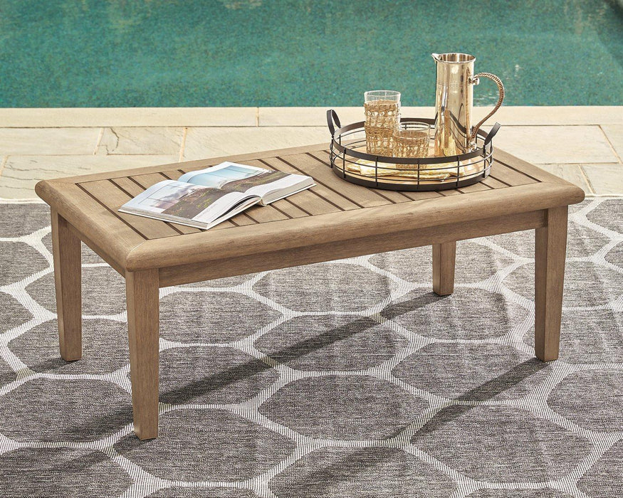 Gerianne Coffee Table - Atchison Furniture Company (Atchison, KS)