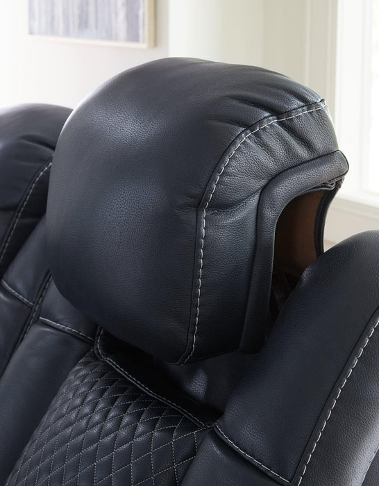 Fyne-Dyme Power Recliner - Atchison Furniture Company (Atchison, KS)