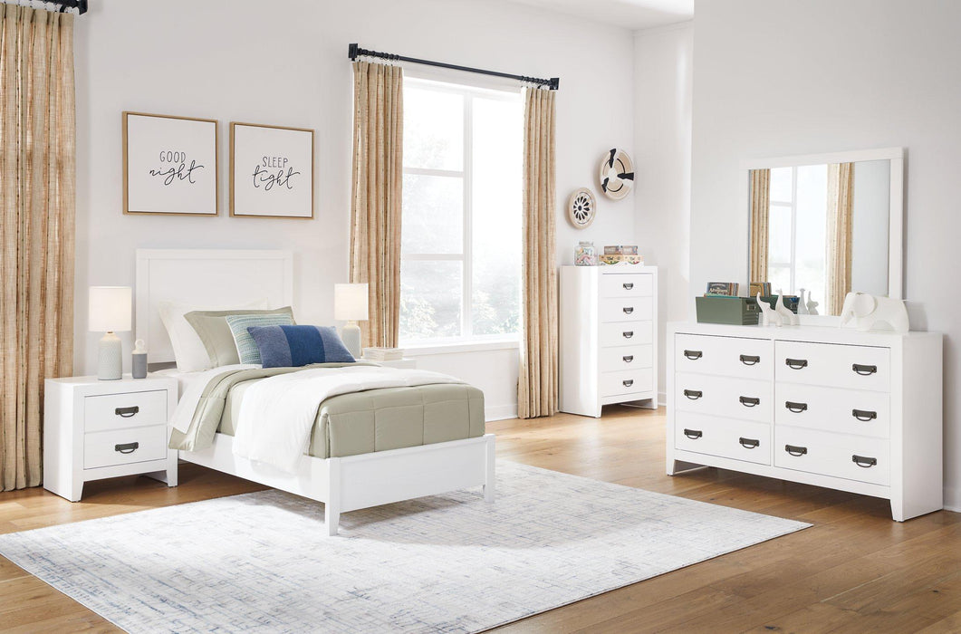 Binterglen Dresser - Atchison Furniture Company (Atchison, KS)