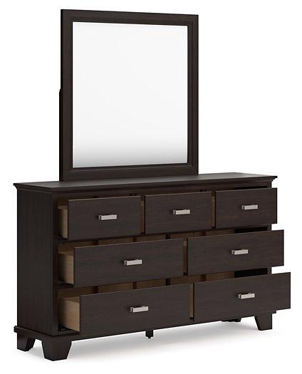 Covetown Bedroom Package - Atchison Furniture Company (Atchison, KS)