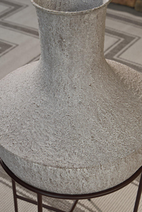 Estonbank Vase - Atchison Furniture Company (Atchison, KS)