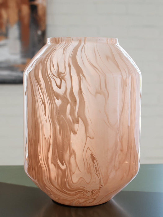 Dushby Vase - Atchison Furniture Company (Atchison, KS)