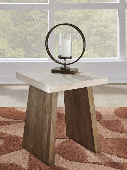 Brendalhouse End Table - Atchison Furniture Company (Atchison, KS)